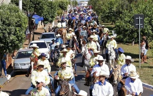 Tradicional cavalgada do Cruz das Posses Rodeio Fest acontece neste domingo (27)