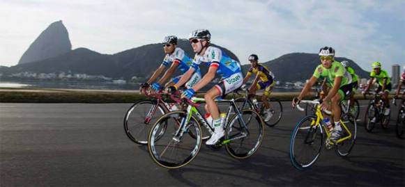 Observada pelo técnico da Seleção, base do ciclismo de RP disputa Volta do Futuro