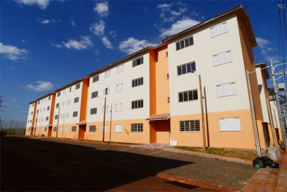 Secretaria Municipal de Meio Ambiente oferece castração gratuita para famílias beneficiadas com apartamentos no Residencial UMM