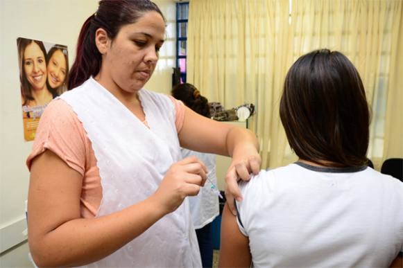 Campanha de vacinação contra o HPV começa no próximo dia 10
