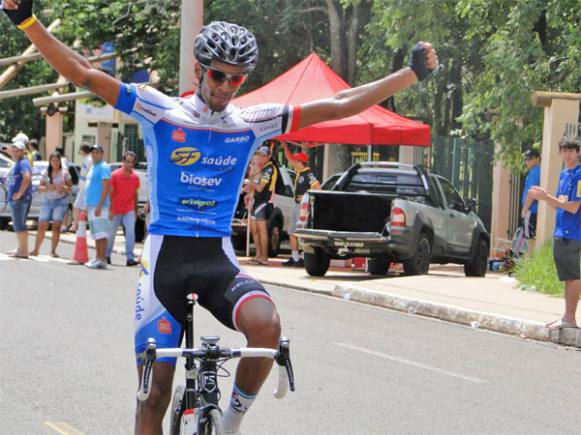 Ciclista de RP vence prova no Mato Grosso do Sul