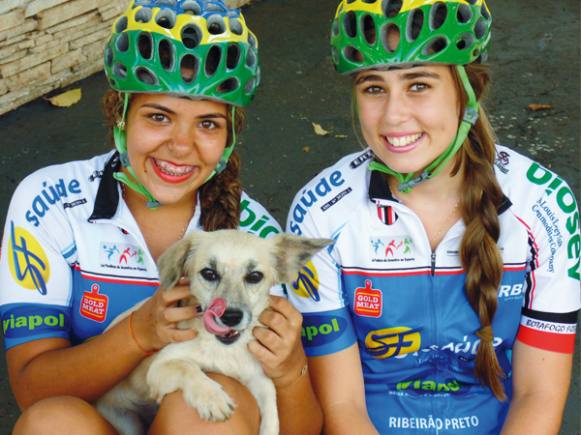 Garotas da categoria de base da Equipe de Ciclismo de Ribeirão Preto mostram que estilo e esporte andam lado a lado