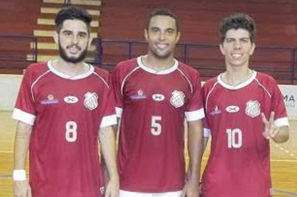 Sertãozinho Futsal faz três e vence Franco da Rocha no Docão