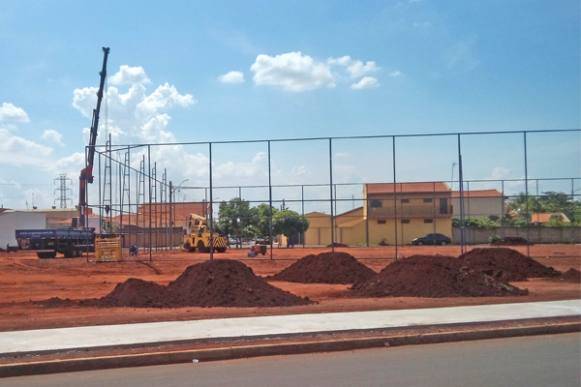 Prefeitura realiza construção de um canindé no bairro Jardim Europa