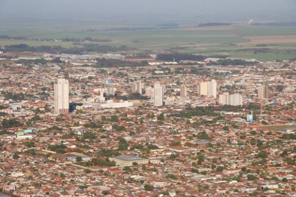 Prefeitura inicia entrega dos carnês do IPTU 2016