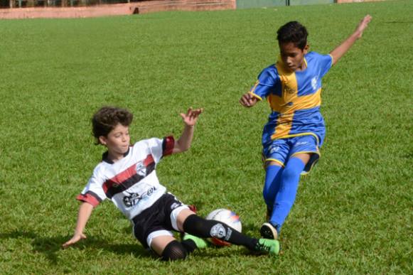 Projeto da Prefeitura de Sertãozinho oferece 200 vagas para Escolinha de Futebol