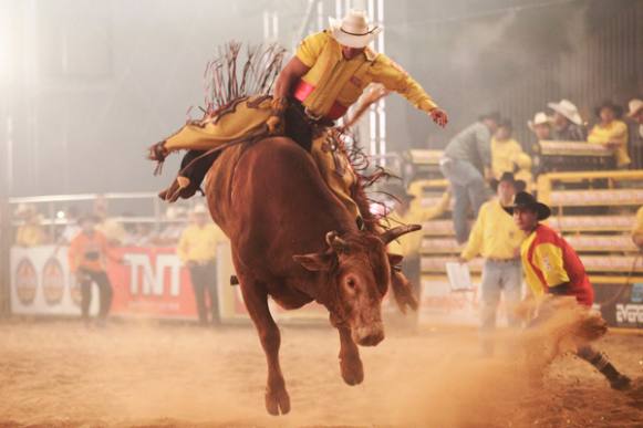 Portal O Pinga Fogo Cruz Das Posses Rodeio Fest Come A Nesta Quinta Feira