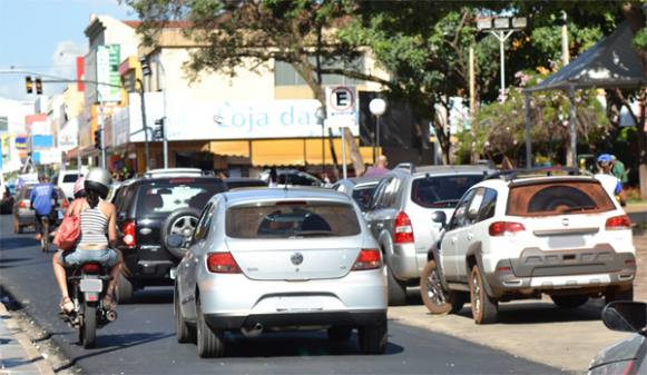 PROCON Sertãozinho alerta: consumidores devem ter atenção redobrada com as compras de Natal de última hora