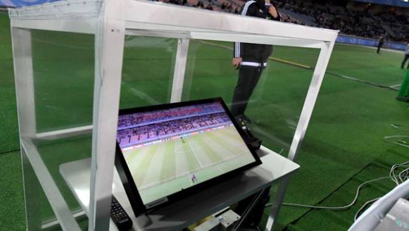 Brasileirão 2017 pode servir de teste para árbitros de vídeo