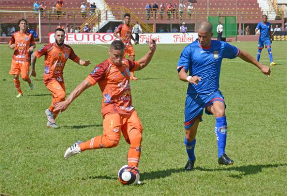 Sertãozinho é superado na estreia da A2