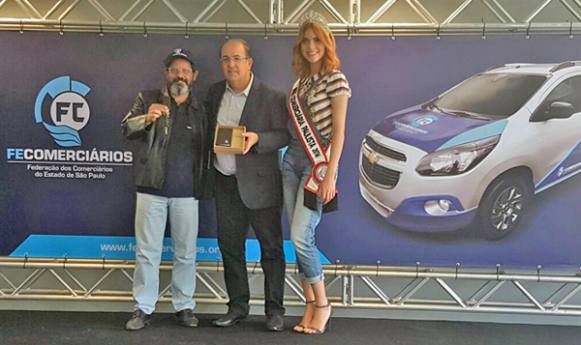 Faleiros agradece à Federação dos Comerciários do Estado de São Paulo pela doação de veículo ao Sincomerciários de Sertãozinho