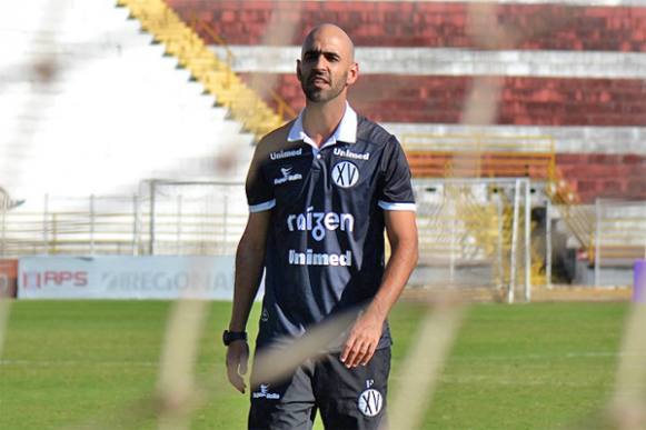 Sertãozinho anuncia novo preparador físico