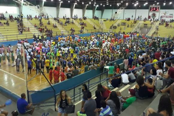 Categorias sub-8 e sub-10 abrem a Copa Sertãozinho de Futsal