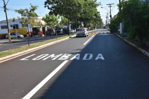 Avenidas de Sertãozinho passam por trabalho de sinalização horizontal