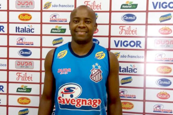 Makelele acerta com o Sertãozinho