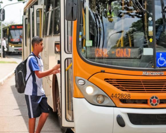 Atletas podem ter passe livre no busão