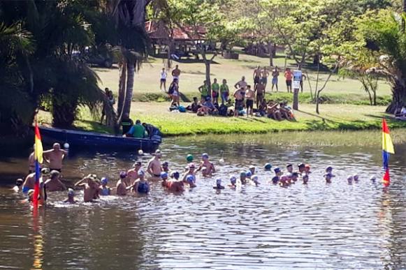 Natação de Sertãozinho conquista medalhas em Araraquara