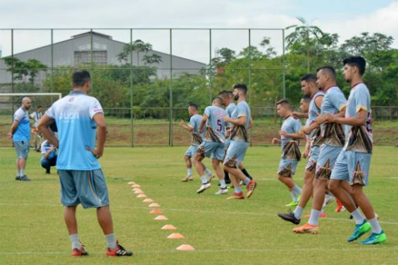 Touro agenda seis amistosos durante pré-temporada para a A2 do Paulista