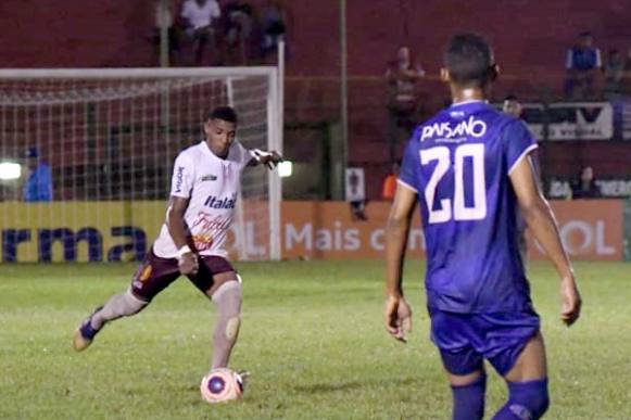 Gabriel Zanini vive melhor fase no Tourinho