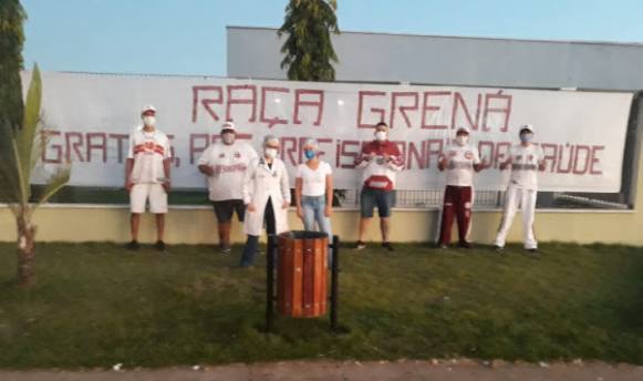 Profissionais da Saúde são homenageados pela torcida do Touro