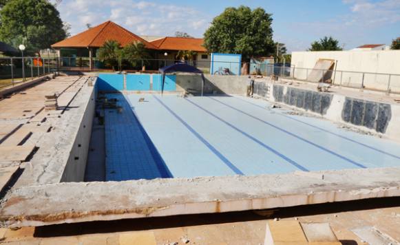 Piscina do Centro Social 1º de Maio passa por reforma e adequações