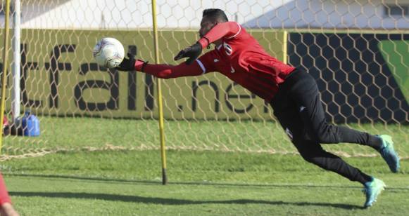 BOTAFOGO - Darley afirma que elenco está comprometido e pede para os torcedores confiarem na recuperação