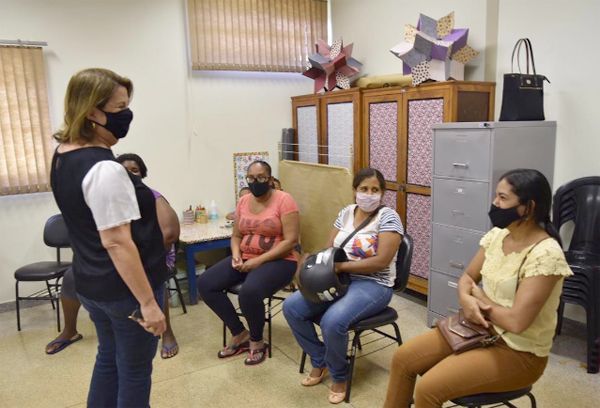 Fundo Social de Solidariedade lança Campanha do Agasalho com entrega de cobertores às famílias cadastradas nos programas sociais dos Cras