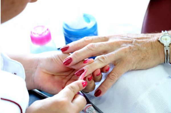 FUNDAM abre inscrições para curso de manicure