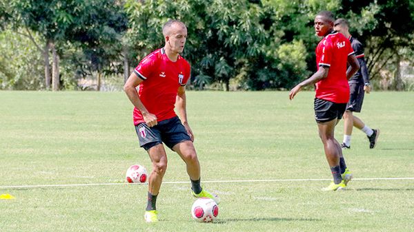 Autor do gol da vitória do Botafogo, Matheus Carvalho elogia estratégia e projeta duelo contra a Ferroviária