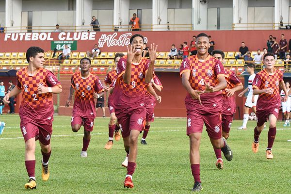 UM TIME QUE ENCANTA: Tourinho Sub 15 estreia segunda fase do Paulistinha contra o São Paulo, no Fredericão