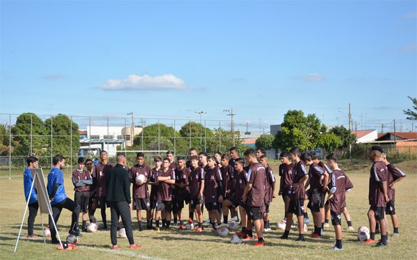 Sertãozinho / EF7 pode se classificar no Paulista Sub-15 no dia do aniversário do Touro