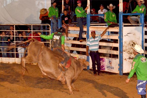 Cruz das Posses Rodeio Fest 2022 acontece de 25 a 28 de agosto