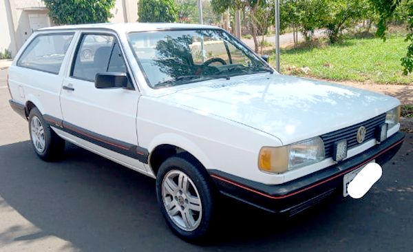 Vende-se Parati CL 1.8 / 1995