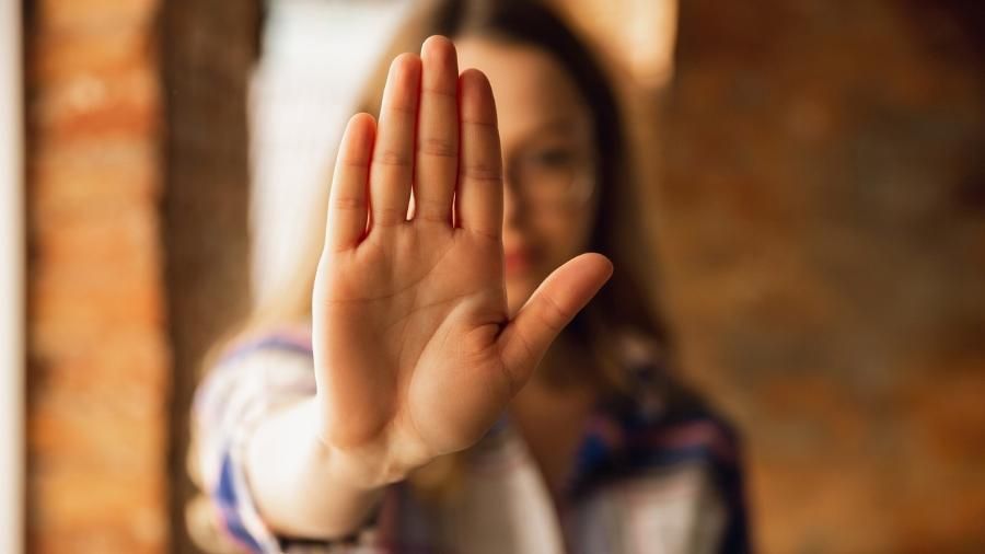 Caminhada pelo fim da violência contra mulheres e meninas, domingo, dia 4, às 9h, em Sertãozinho.