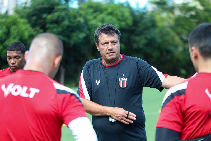 Botafogo joga no domingo pelas quartas de final do Paulista