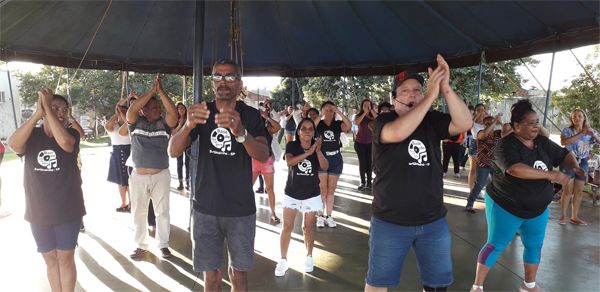 FLASHBACK - Grupo Baile de Garagem se apresenta nesta quinta-feira, 15, na feira noturna do Alto do Ginásio