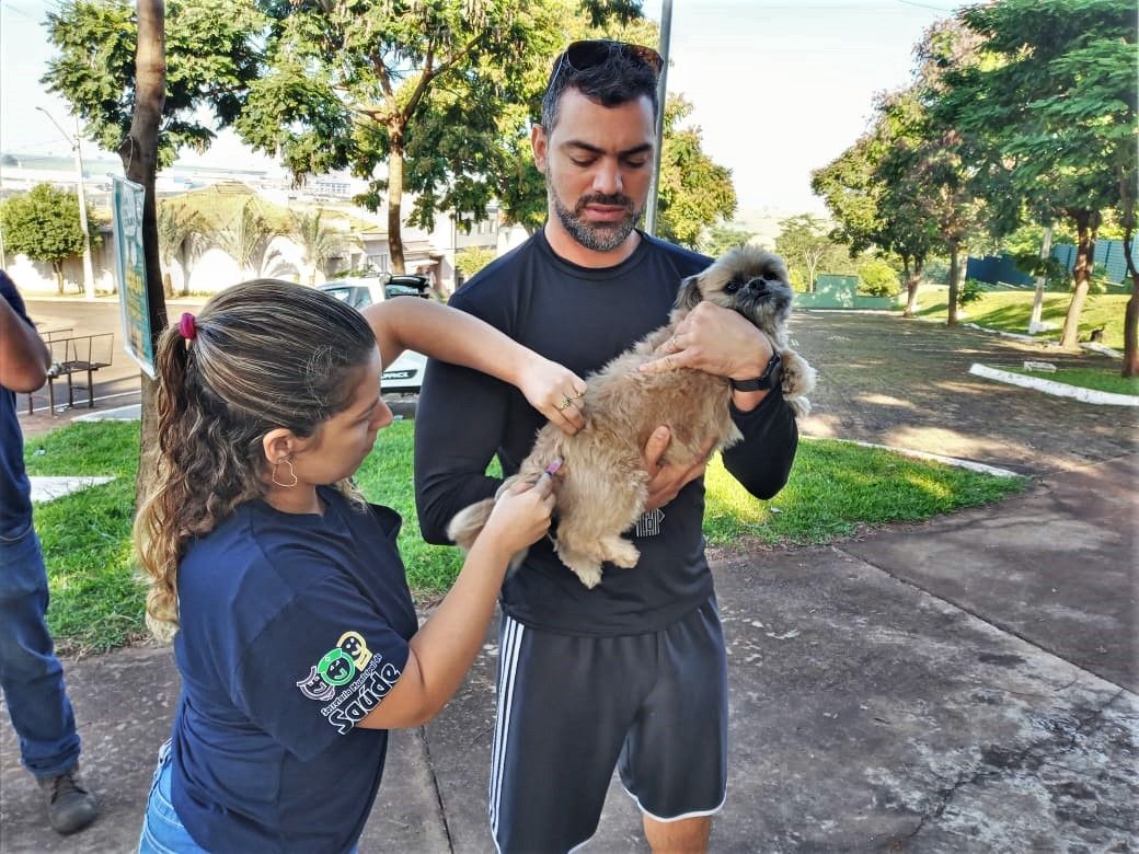 Recreio dos Bandeirantes terá vacinação contra a raiva animal neste sábado (24)