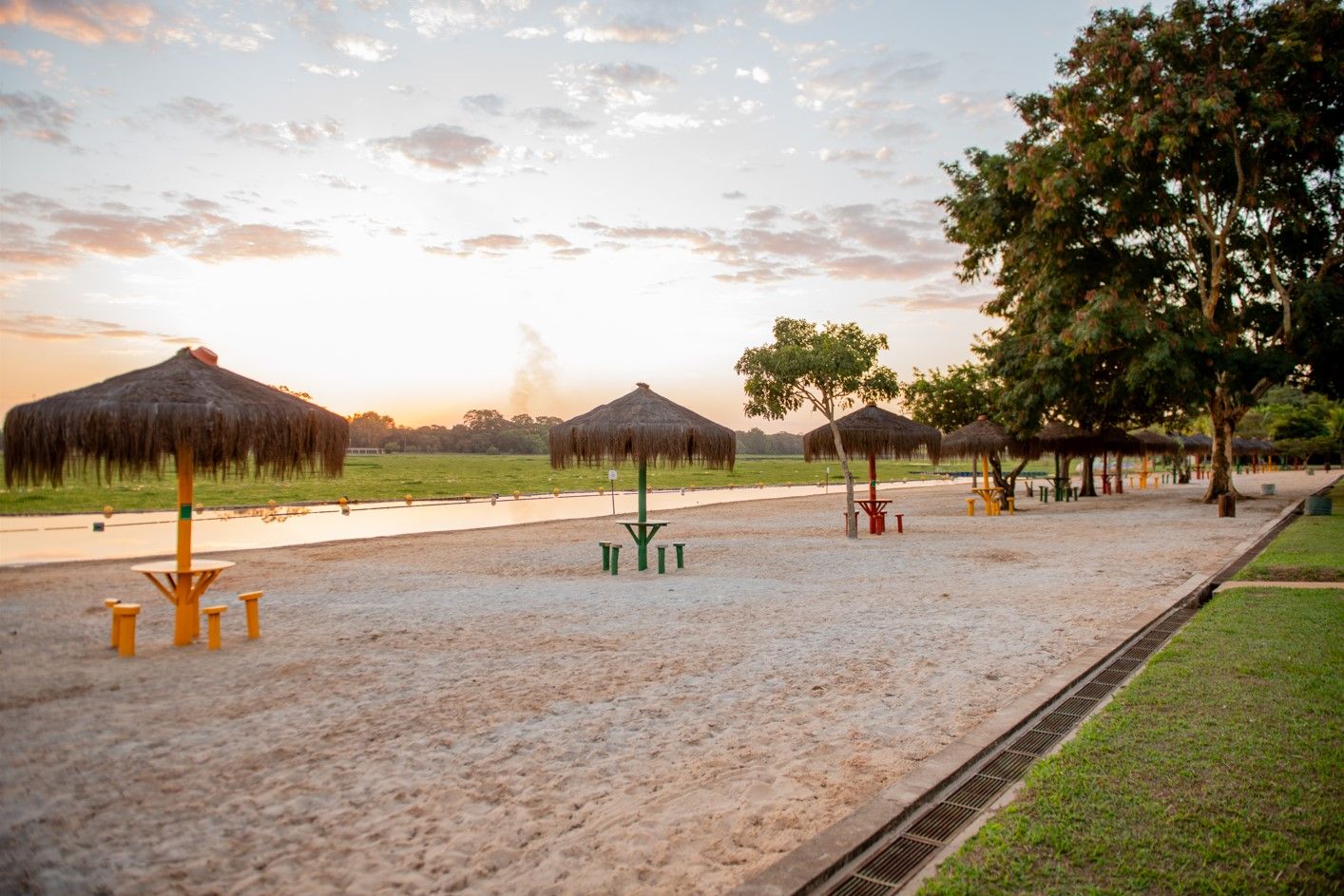 Piscina e praia do Parque Ecológico e de Lazer “Gustavo Simioni” passam por manutenção