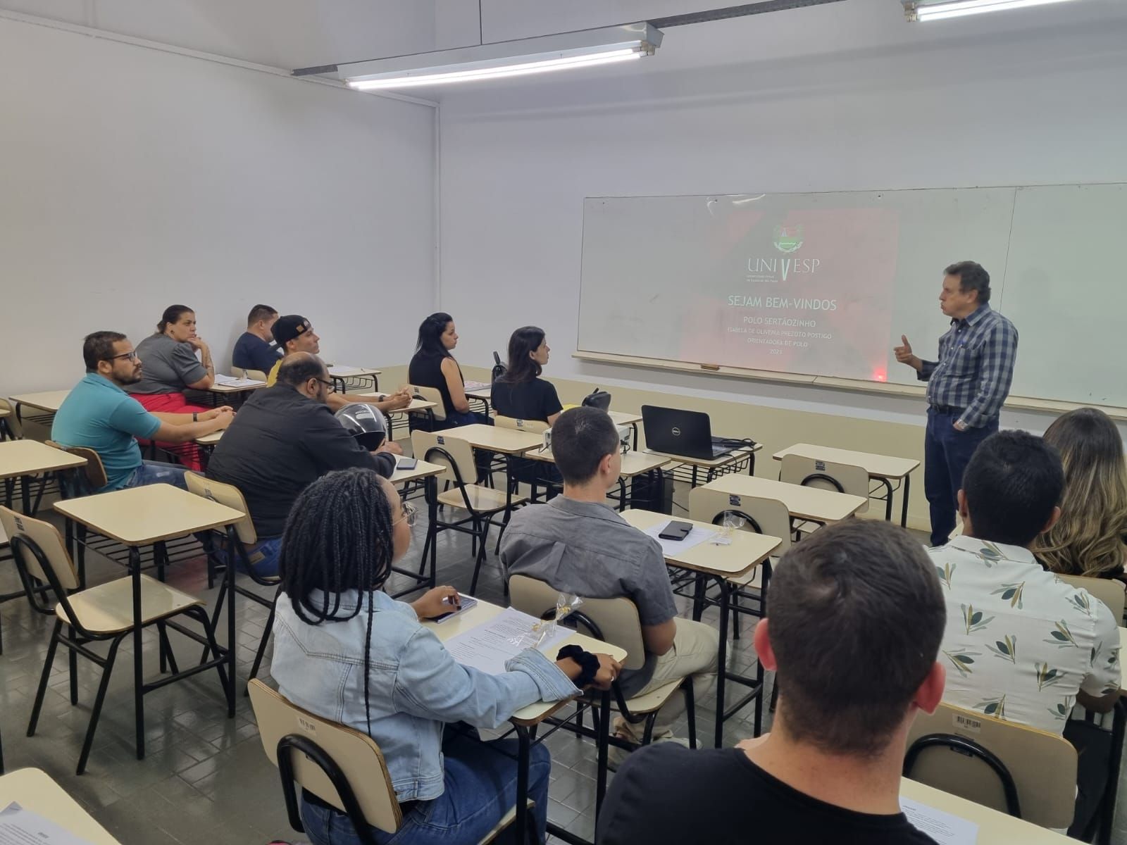 Univesp Campus Sertãozinho recepciona 131 novos alunos