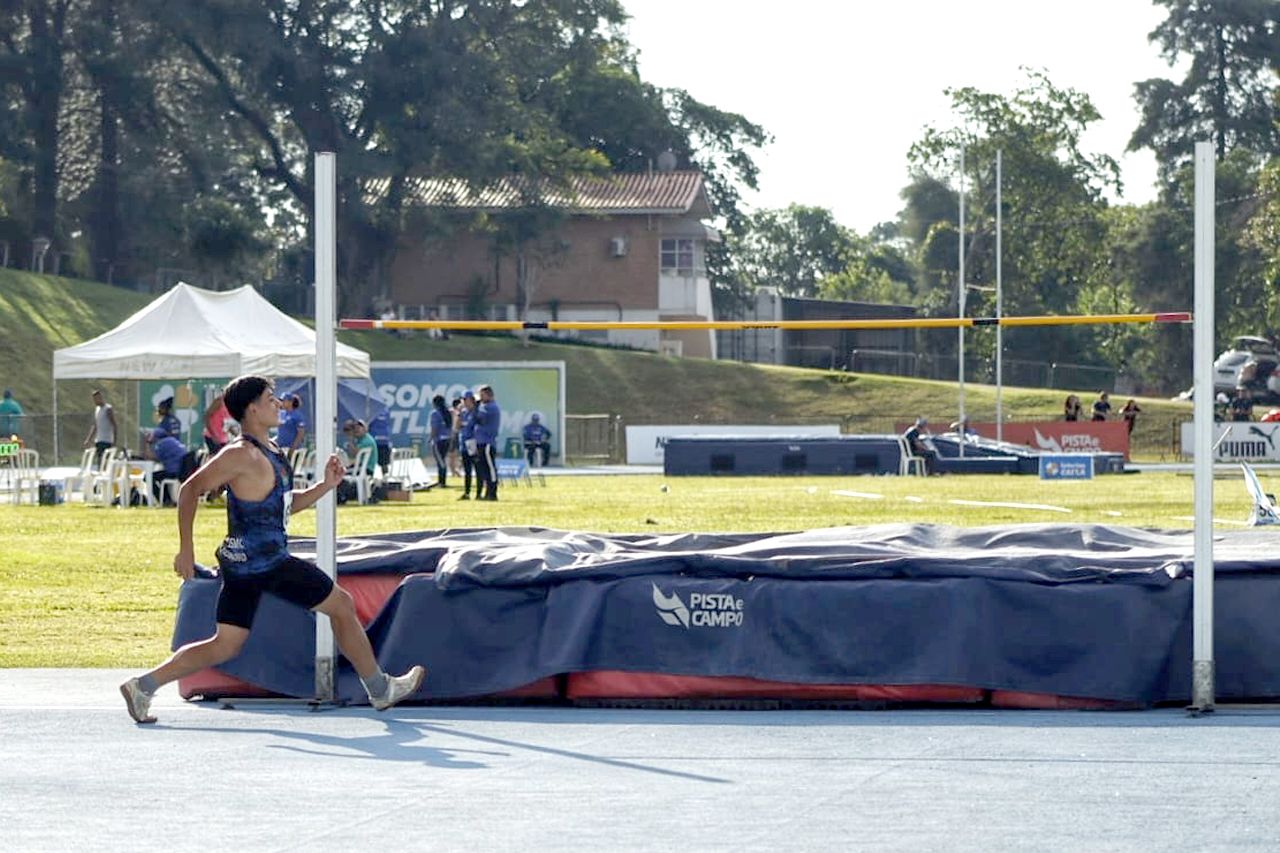 Atletismo sertanezino marca pontos importantes no troféu “Adhemar Ferreira da Silva”