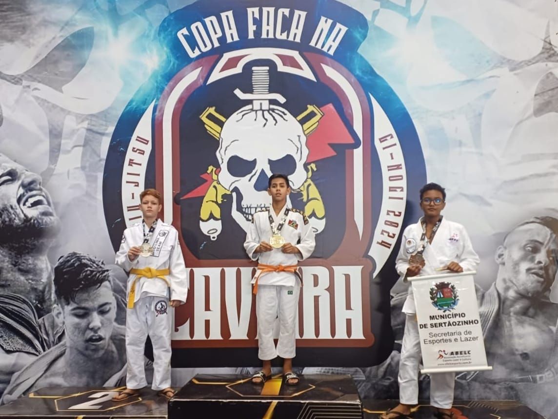 Alunos de Jiu Jitsu conquistam 26 medalhas em Copa “Faca na Caveira”