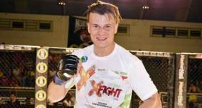 Sertanezino é finalista de MMA
