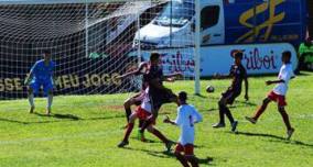 Tourinho joga nesta sexta