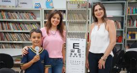 Alunos da rede municipal de ensino passam por testes de acuidade visual do projeto “Ver e Viver”