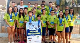 Natação de Sertãozinho conquista 47 medalhas em torneio regional