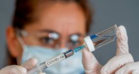 Brasileiro testa 2ª dose da vacina de Oxford