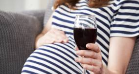 Álcool na gestação prejudica mãe e bebê