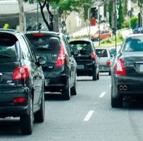 Carros velhos invadem ruas do Brasil