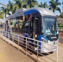 Ônibus elétrico faz 1º teste em linha do Ribeirão Verde