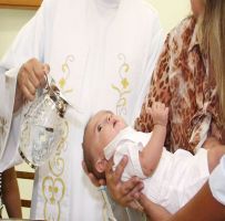 Padrinhos de batismo e consagração: existe diferença entre eles?